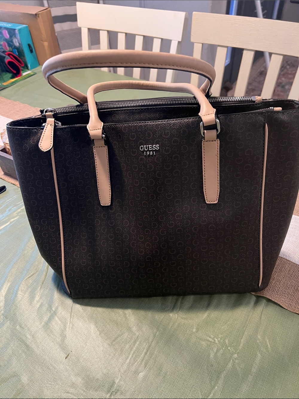 GUESS Tote